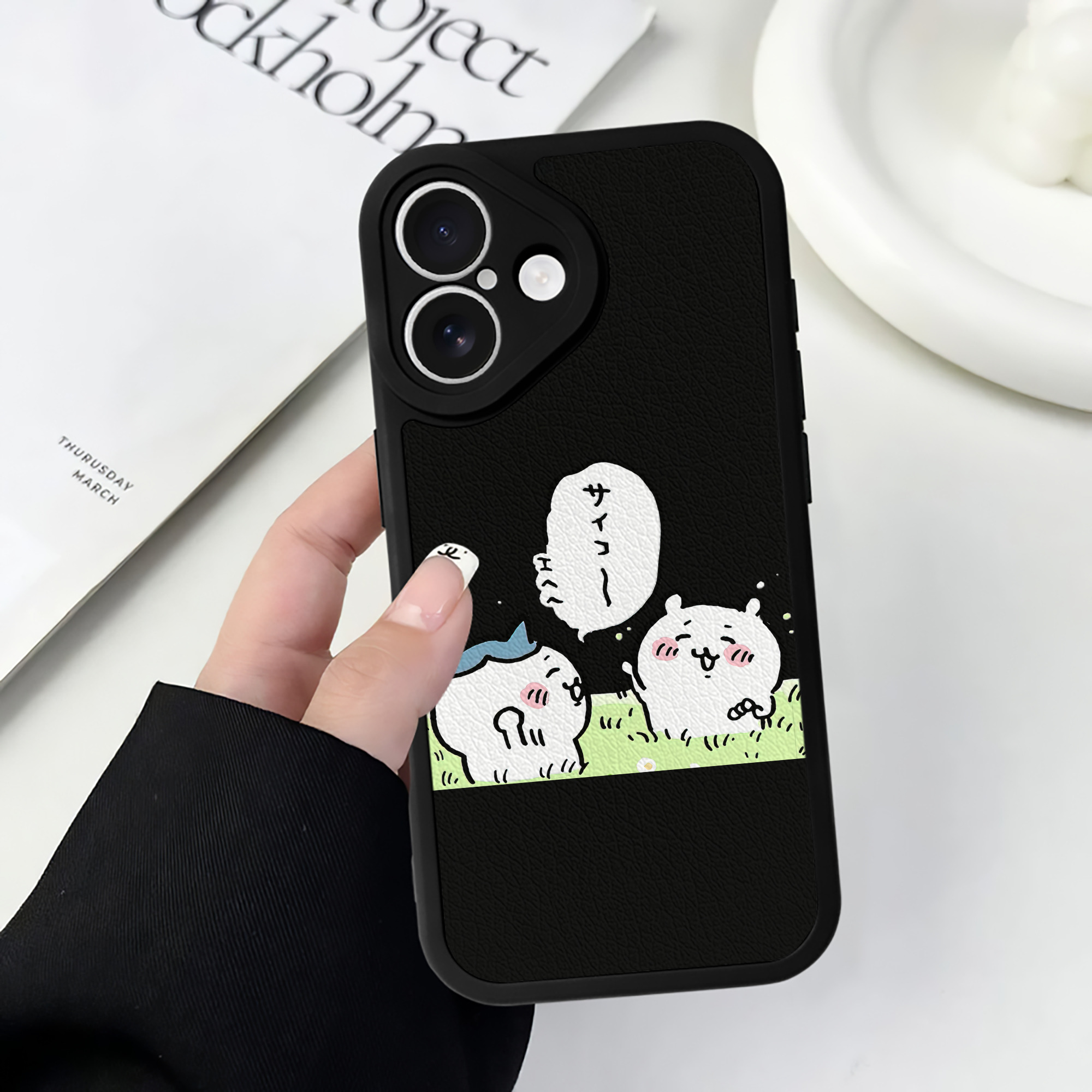 （画像用） ちいかわ ちいかわ Chii-kawa chiikawa 【iPhone 16シリーズ対応】シリコンスマホケース（レザー調） 材質：シリコン